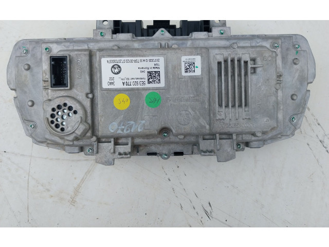 Панель приборов 5E3920770A, 5E3920770A Skoda Octavia Mk4