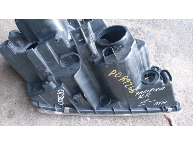 Передняя фара