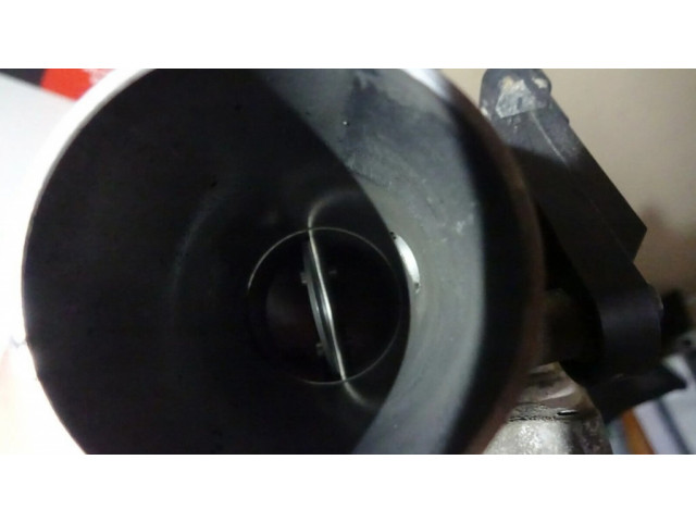 Дроссельная заслонка