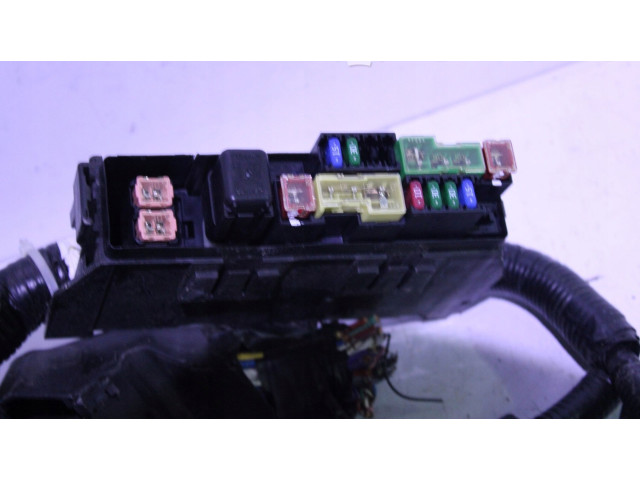   Pojistková skříňka 284B73ZL0A   Nissan Pulsar 2013