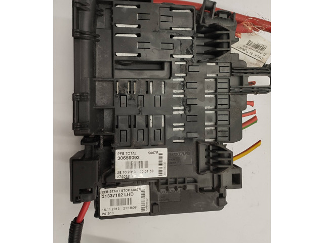 Pojistková skříňka 30659092, 31337182 Volvo V60 2011