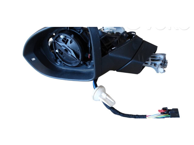 Зеркало электрическое Volkswagen Golf VIII 2019 - года