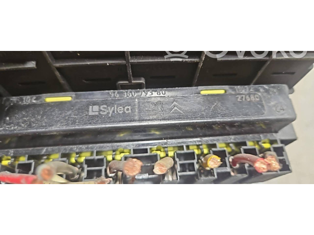 Рулевая рейка Блок предохранителей 9650663880, 31641780 Peugeot 406 1999 - 2006 года