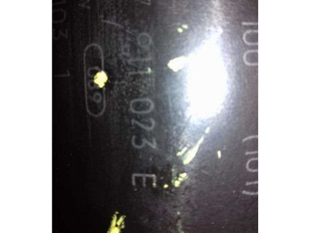 Zámek zadních dveří 077911023E, 0001110100 Audi A8 S8 D2 4D 1995