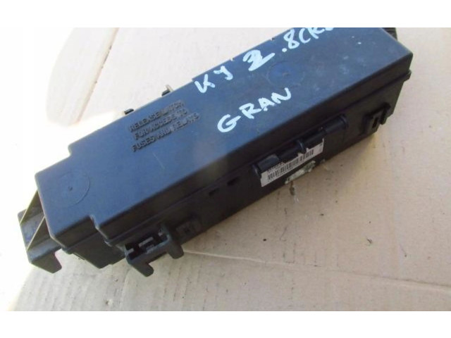 Блок предохранителей Jeep Cherokee III KJ