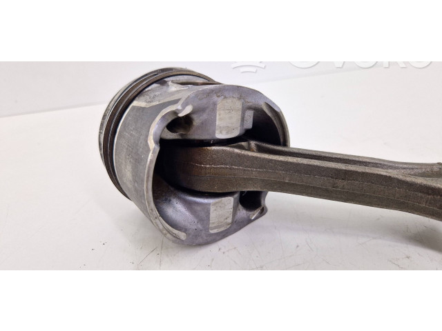 Píst 059CB, DHX   Audi Q7 4M     