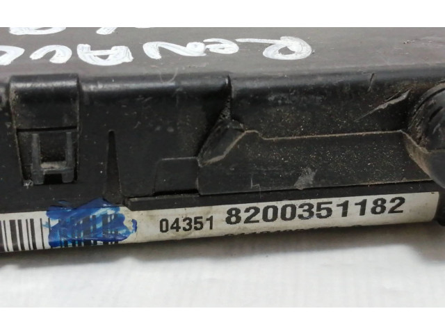 Pojistková skříňka Řídící jednotka BSM 8200351182 Renault Megane II 2005