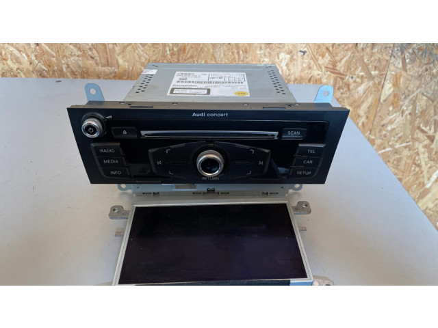 Радио/ проигрыватель CD/DVD / навигация