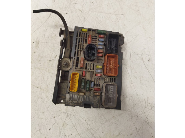   Pojistková skříňka 9664706180   Citroen Berlingo 2009