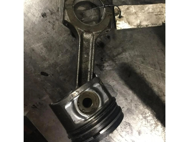 Píst Alfa Romeo 156