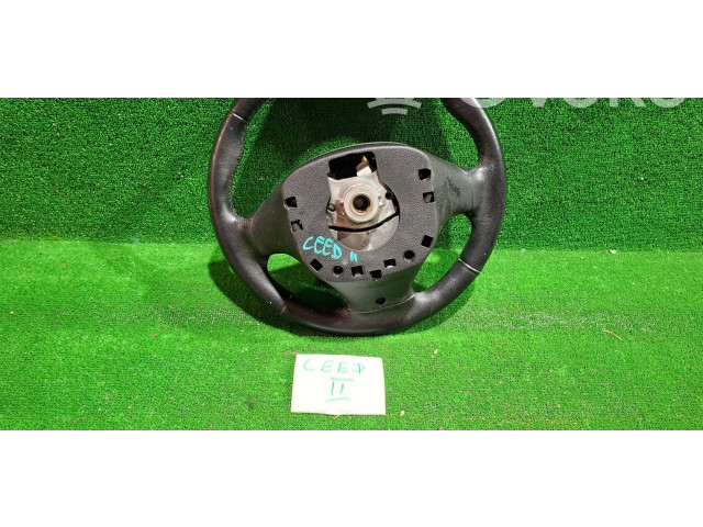 Руль KIA Ceed  2012 - 2018 года       