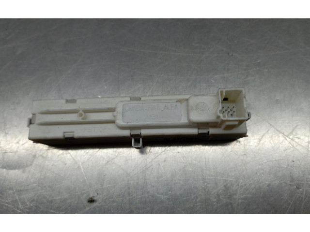 Дисплей 50513905, 22308031 Alfa Romeo Giulietta