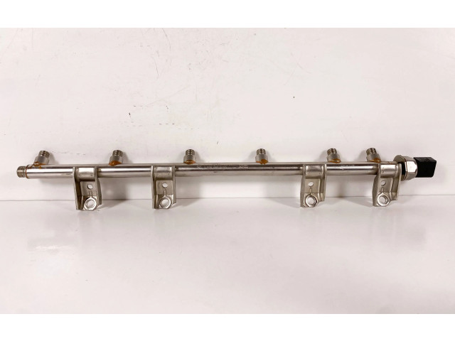 Vstřikovací lišta 7535897, 13537535897 BMW 3 E92 E93 N53B30A N53B30 N53