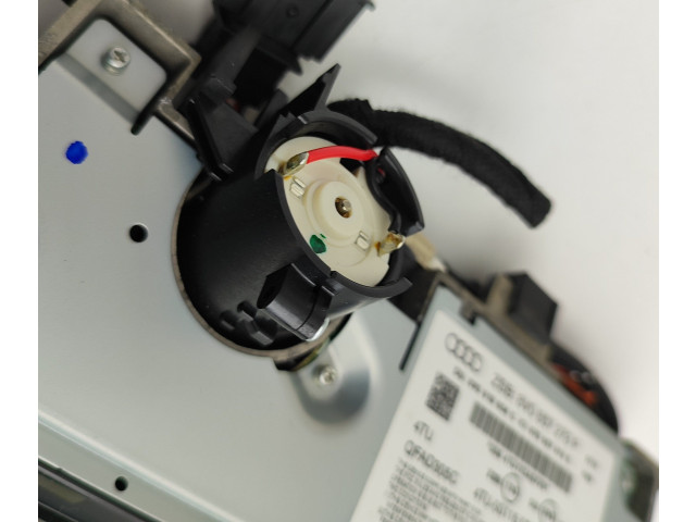 Дисплей 8V0857273P Audi A3 S3 8V