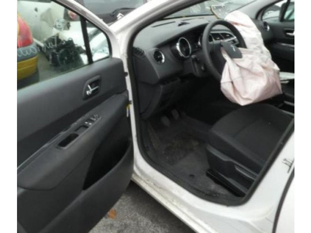 Блок управления климат-контролем 6452P2   Peugeot 5008