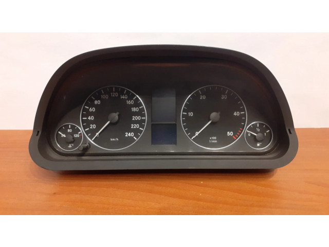 Přístrojová deska Mercedes-Benz A W169 2005 2851, 1031098101