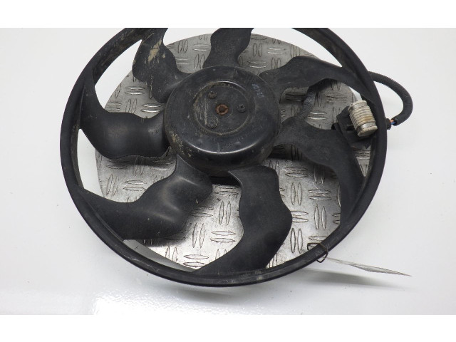 Вентилятор радиатора 3J163214 KIA Ceed