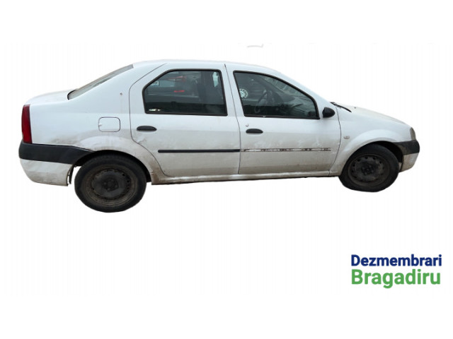 Блок предохранителей Dacia Logan I