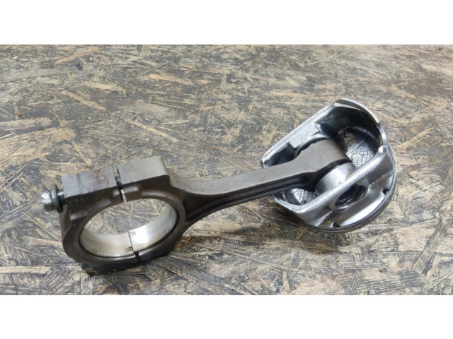 Píst 94L22 Cadillac SRX pro benzínový motor 3.6