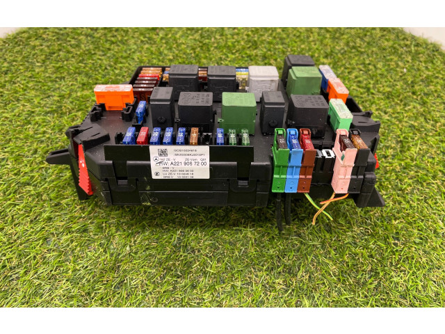 Pojistková skříňka A2219067200, A2219063600 Mercede-Benz S W221 2013