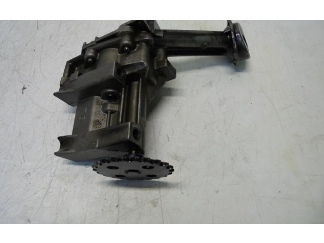 Масляный насос     Renault Clio I 