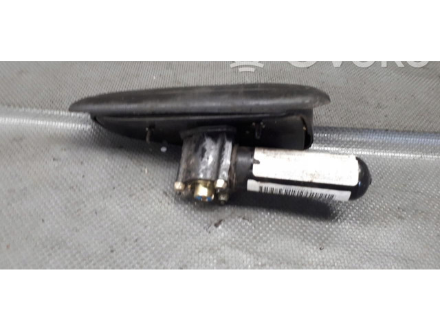 Подушка безопасности в сиденье Saab 9-5