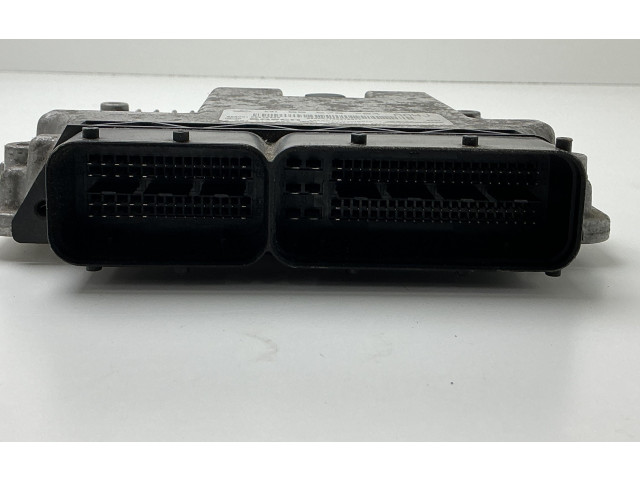 Блок управления двигателя 55578704, 0281017587   Opel Meriva B