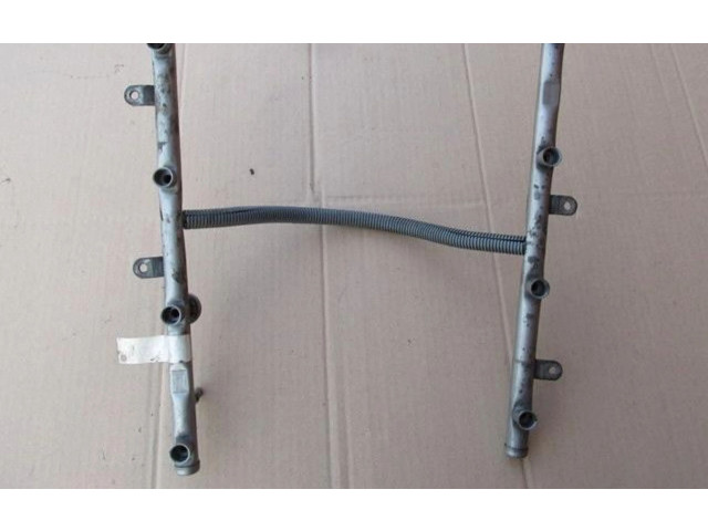 Топливная рампа 900002508708 Jeep Cherokee III KJ 3.7