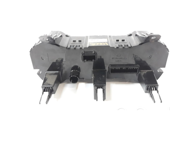 Блок управления климат-контролем 97250H8220SA1   KIA Stonic