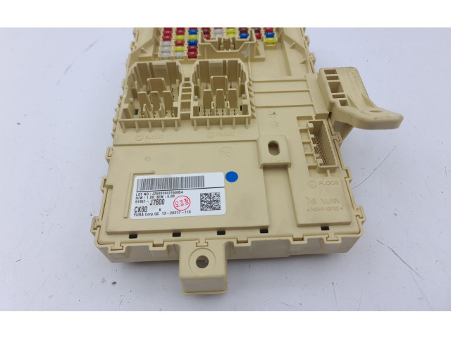 Блок предохранителей 91951J7600 KIA Ceed