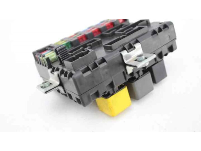 Pojistková skříňka 7755601 Fiat Punto (176) 1994