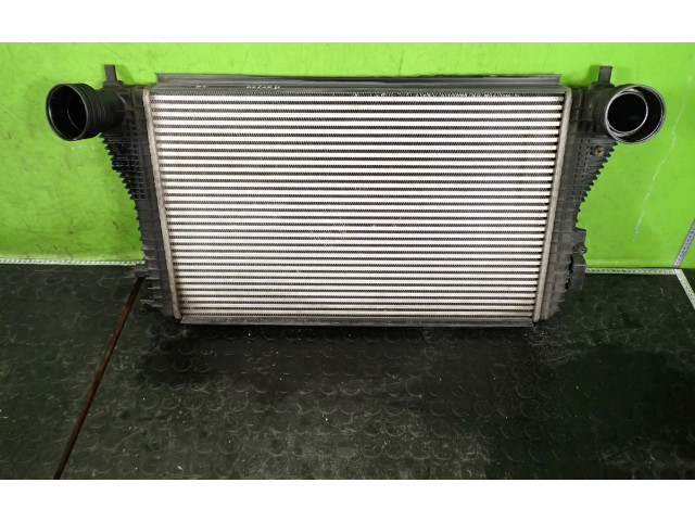 Интеркулер 1K0145803L Skoda Octavia Mk2 (1Z)