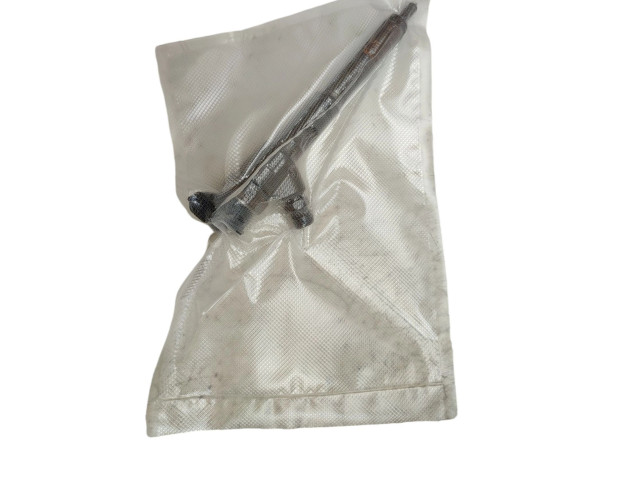 Форсунка 500235, 8201108033    Dacia Sandero   