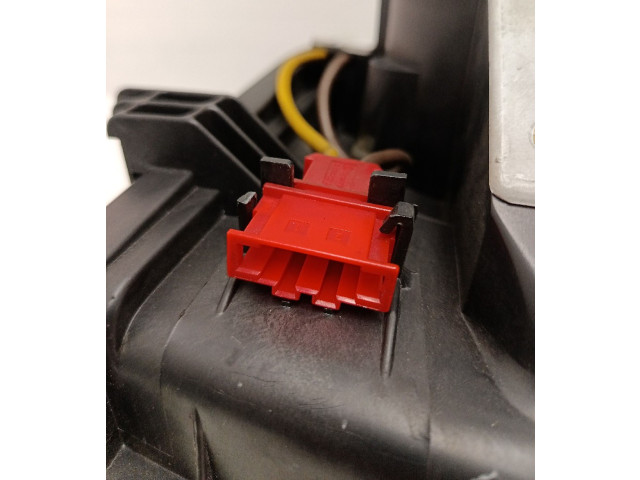 Вентилятор печки    1H1820021, H17833658D   Volkswagen Golf III