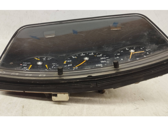 Панель приборов 1235420901, 0105422706   Mercedes-Benz W123       