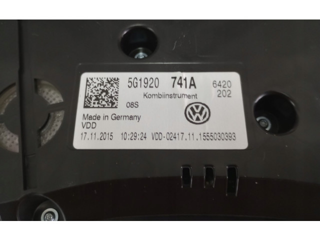 Панель приборов 5G1920741A Volkswagen Golf VII