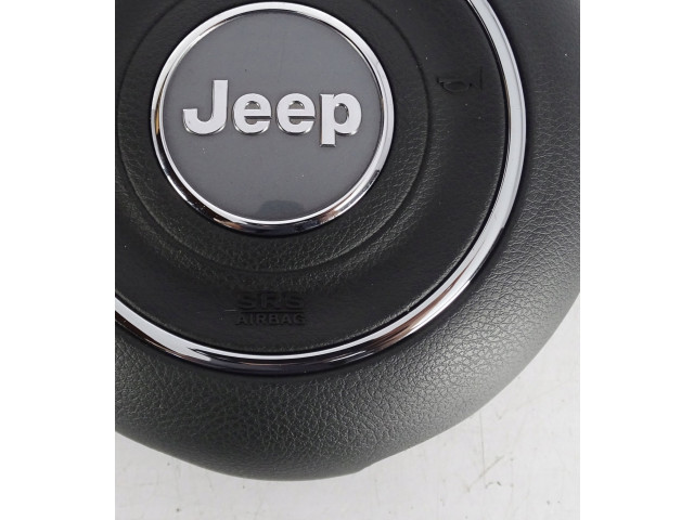 Подушка безопасности водителя Jeep Renegade