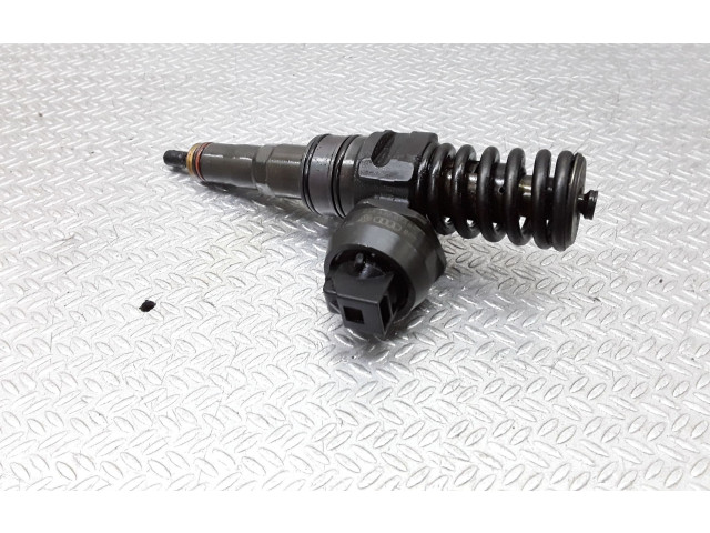 Форсунка 038130073BN Audi A3 S3 A3 Sportback 8P