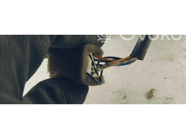 Зеркало электрическое        Mitsubishi L200  2006 - 2014 года   