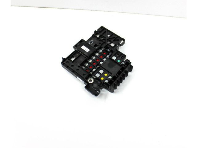   Pojistková skříňka 101327200F   Tela Model S 2015