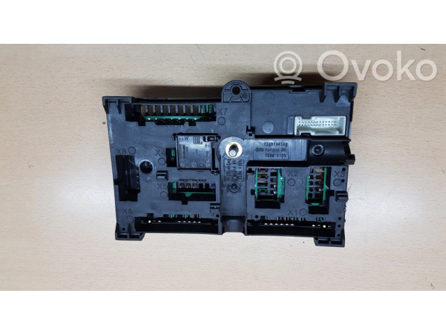 Pojistková skříňka 6837091 BMW 7 G11 G12 2017