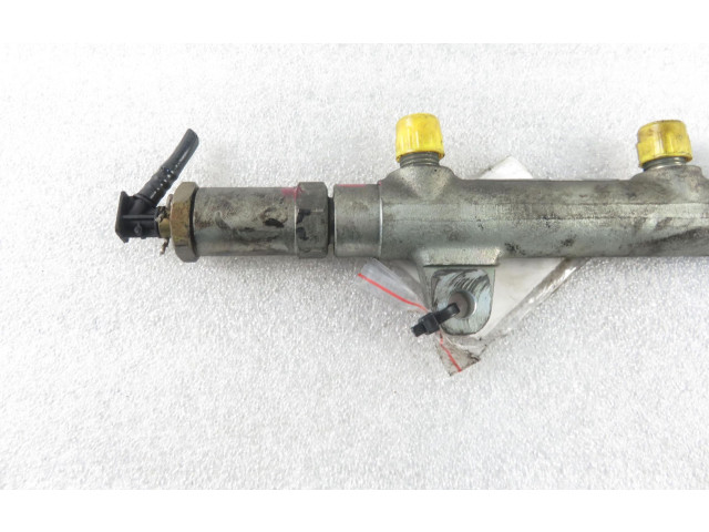 Vstřikovací lišta 8200347176, 0445214024 Mitsubishi Space Star F9Q1