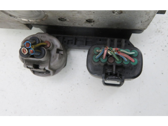 Блок АБС Lexus IS 200-300 1999 - 2005 года