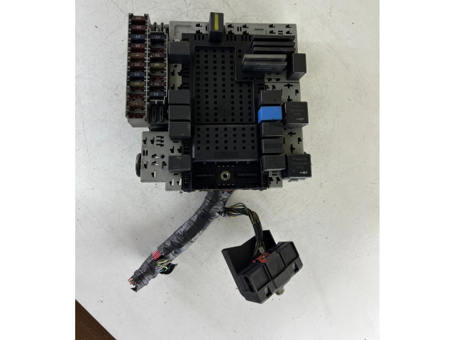 Блок предохранителей 08696040   Volvo XC90    