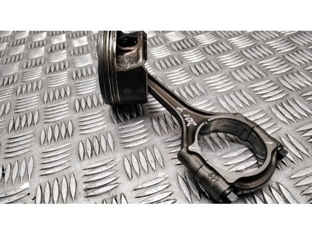 Píst Chrysler Pacifica pro benzínový motor 3.5 BENZINAS