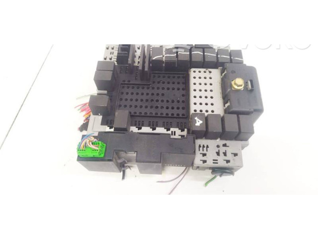 Блок предохранителей 9162316, 9162316 Volvo XC90