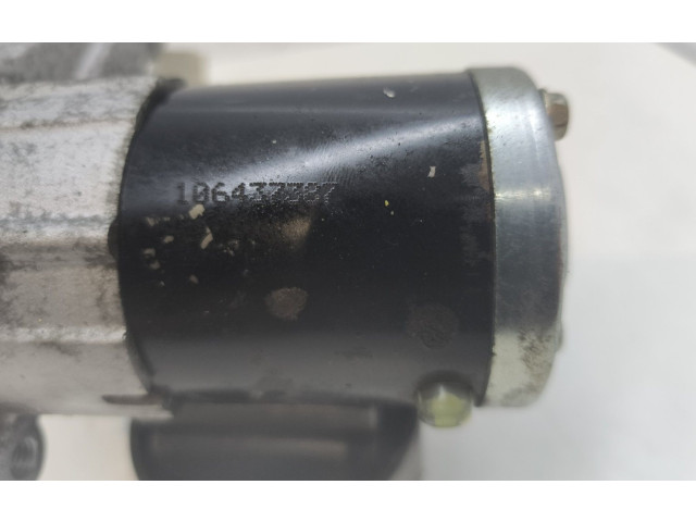 Стартер Dacia Sandero 2008 - 2012 года