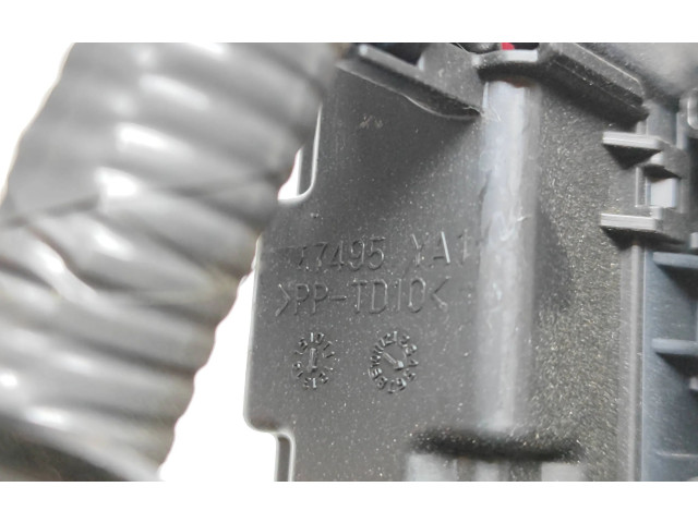 Блок предохранителей  17495YA1   Lexus IS III XE30    