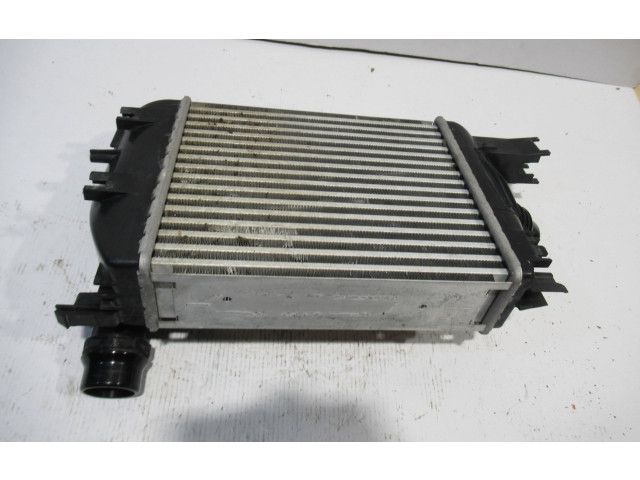 Интеркулер 14495154R Dacia Sandero