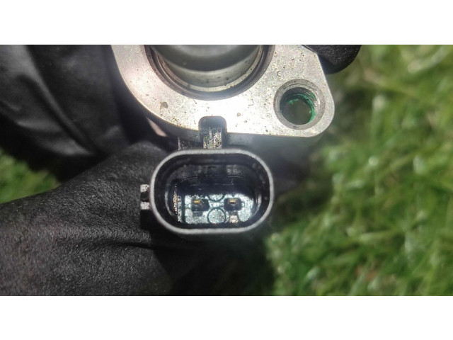 Vstřikovač 55577403 Chevrolet Cruze II pro benzínový motor 1.4